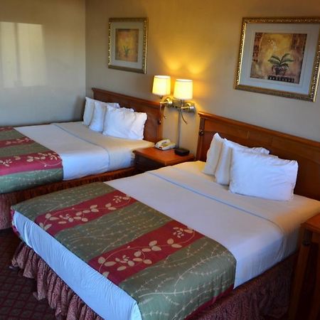 Americas Best Value Inn Crosstimbers Stephenville Exterior foto